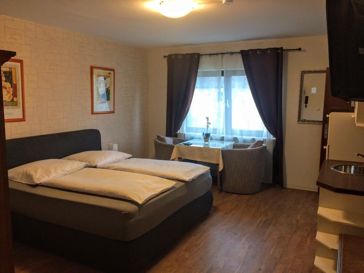 Hotel Zum Schnackel In Mainz Wiesbaden Extérieur photo